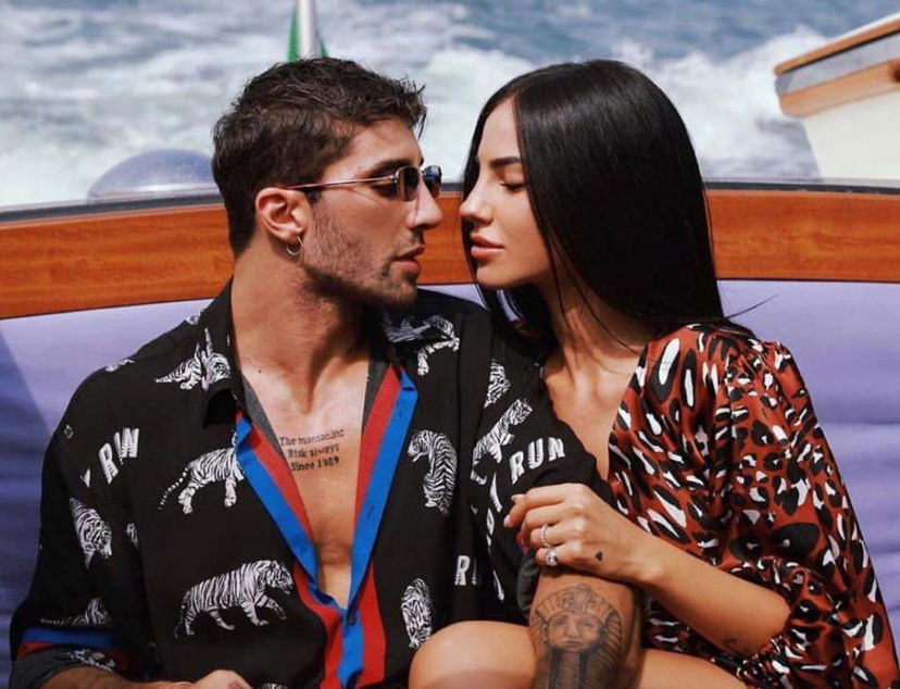 Giulia De Lellis e Andrea Iannone, il motociclista ha imposto uno stop social alla fidanzata? L’indiscrezione di ‘Chi’ preview