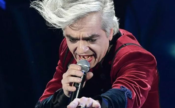 ‘Sanremo 2020’, Morgan minaccia di non esibirsi stasera sul palco dell’Ariston: le sue motivazioni e la replica di Amadeus