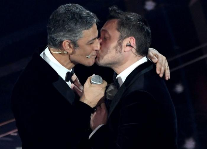 ‘Sanremo 2020’, continua il Festival dei record di Amadeus e Fiorello: gli ascolti della quarta serata e il confronto con le edizioni passate preview