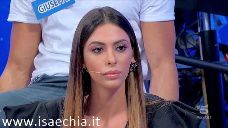 ‘Uomini e Donne’, Ginevra Mancini è indecisa: “Non so ancora chi scegliere tra Daniele Dal Moro e Carlo Pietropoli, ma…” preview