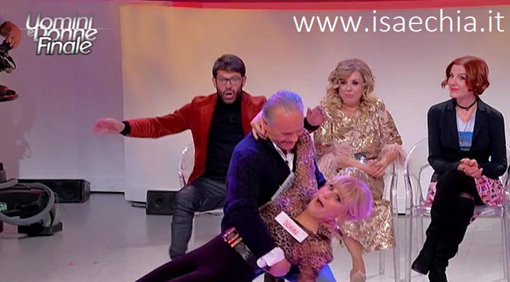 ‘Uomini e Donne’: l’opinione di Isa sulla puntata del Trono over del 4/02/20 article-post