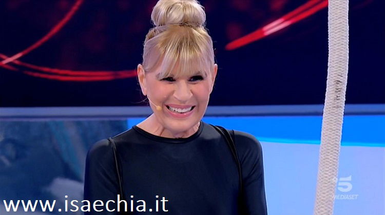 ‘Uomini e Donne’: l’opinione di Chia sulla puntata del Trono over del 14/02/20 preview