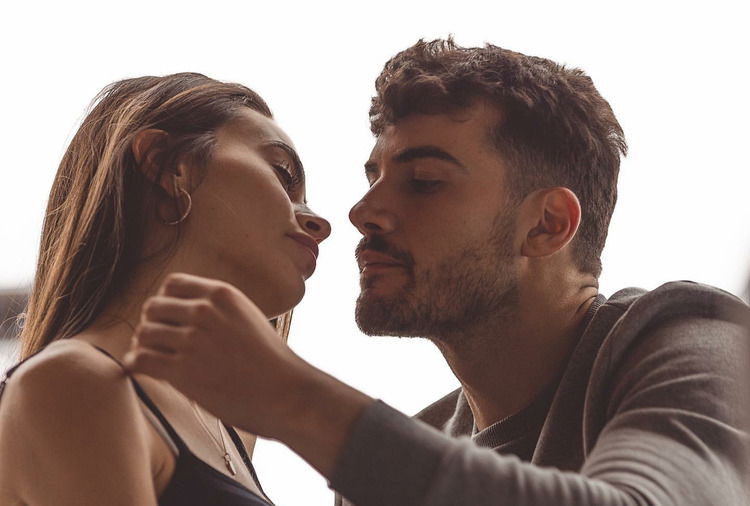 ‘Uomini e Donne’, Alessandro Zarino parla del rapporto con Veronica Burchielli e svela qual è il suo grande sogno che si sta per realizzare preview