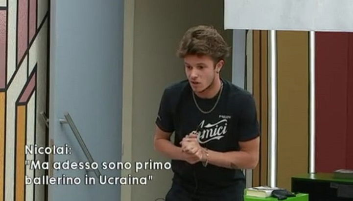 ‘Amici 19’, Nicolai Gorodiskii afferma: “Sono il primo ballerino in Ucraina” e la risposta di Javier Rojas è esilarante! article-post