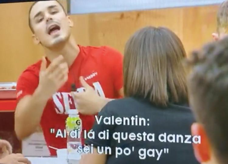 ‘Amici 19’, spunta un terzo video inedito su Valentin Dumitru che questa volta se la prende con Javier Rojas! preview