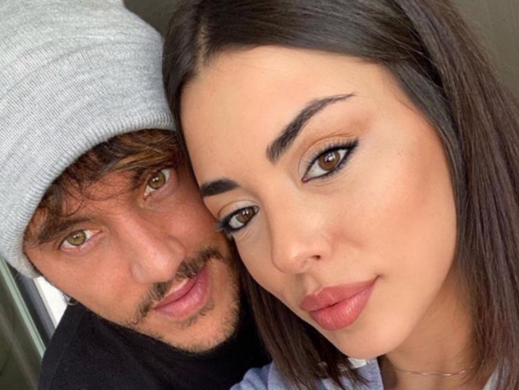 ‘Uomini e Donne’, Giulio Raselli scrive una lettera alla sua Giulia D’Urso: “Formiamo una famiglia, facciamo un bambino!” article-post