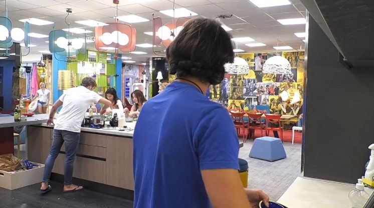 ‘Gf Vip 4’, Antonella Elia e Antonio Zequila ai ferri corti: “Sei patetico!” (Video) preview