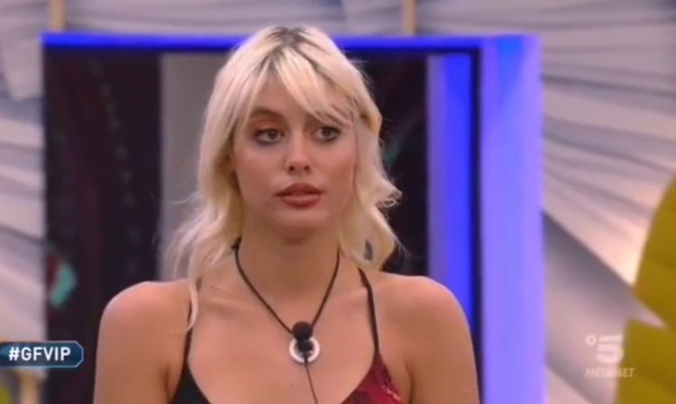 ‘Gf Vip 4’, sedicesima puntata: eliminata Asia Valente, Licia Nuñez e Antonella Elia ai ferri corti, i nominati sono… preview