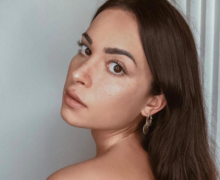 ‘Uomini e Donne’, Vittoria Deganello tranquillizza i fan: “L’esito del mio tampone per il Coronavirus è negativo” preview