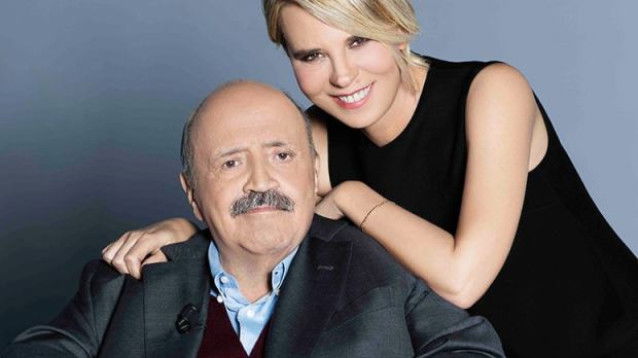 Maurizio Costanzo, la figlia Camilla racconta: “Maria De Filippi è stata la prima persona a convincerlo a…” preview