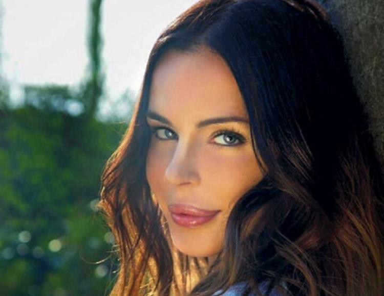 Nina Moric sorprende: “Ho deciso di abbandonare Instagram”. Le motivazioni preview