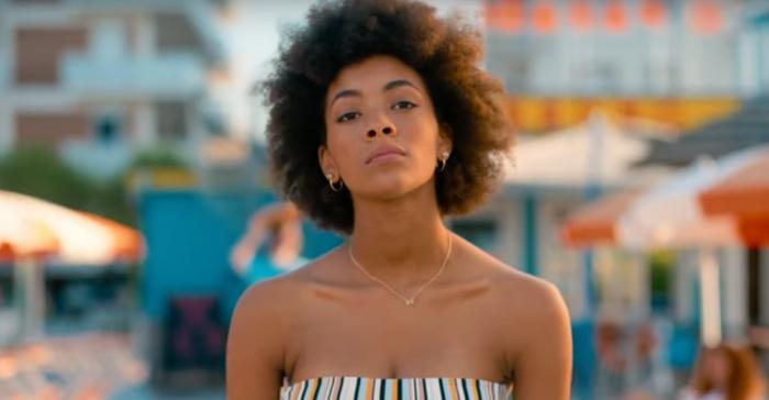 Summertime, la protagonista Coco Rebecca Edogamhe rivela a quale reality troverebbe divertente partecipare preview