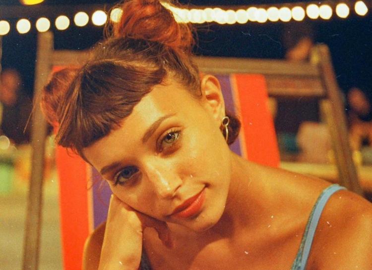 ‘Summertime’, Amanda Campana racconta come è stata scelta per il ruolo di Sofia. E a proposito della sua vita sentimentale… preview