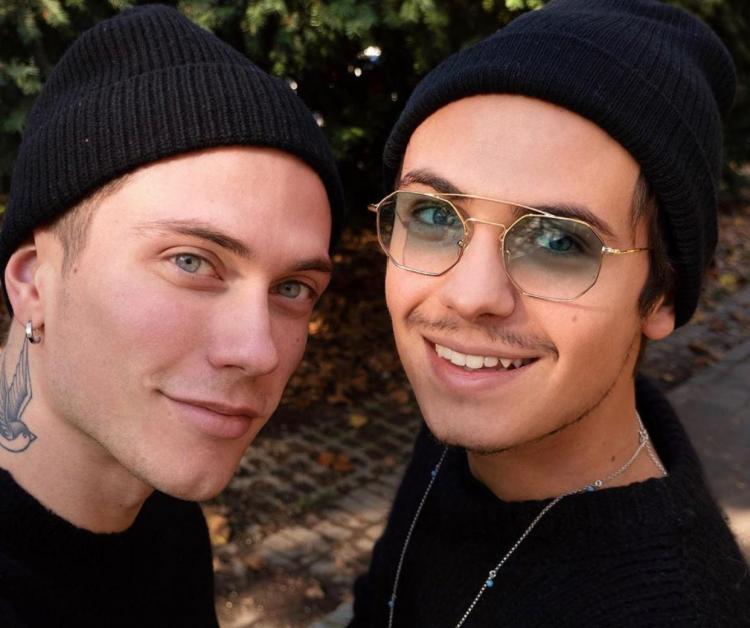 Benji e Fede svelano qualche anticipazione del loro libro ‘Naked’, e Federico Rossi confessa di aver attraversato un periodo di depressione article-post