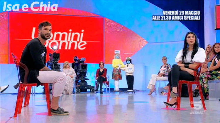 ‘Uomini e Donne’: l’opinione di Chia sulla puntata del 25/05/20 preview