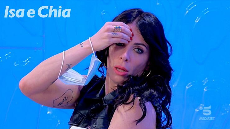 ‘Trono over’, Valentina Autiero accusata di violare le disposizioni sanitarie: ecco come si è difesa la dama (Video) preview