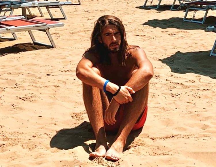 ‘Gf 16’, Enrico Contarin debutta alla conduzione di un programma tv: ecco dove lo vedremo in onda quest’estate preview