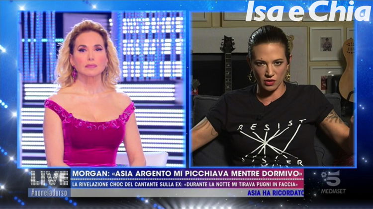 ‘Live – Non è la D’Urso’, dopo le gravi accuse di Morgan arriva la dura replica di Asia Argento: “Si drogava troppo, sono scappata!” (Video) preview