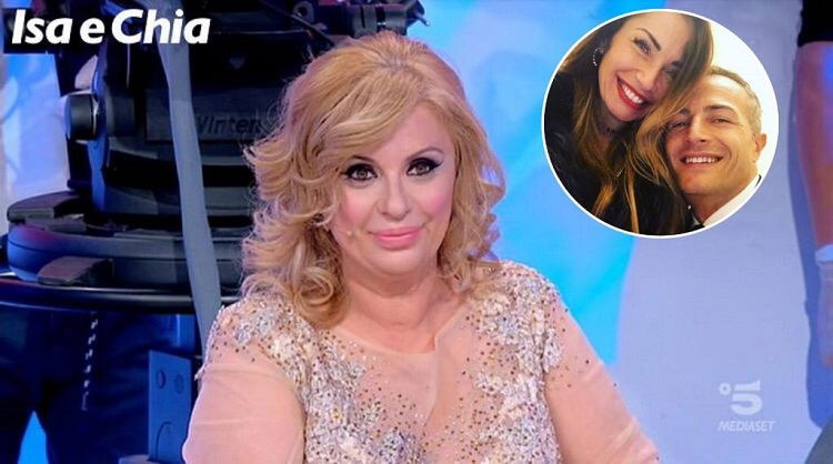 ‘Uomini e Donne’, Tina Cipollari dubbiosa su Riccardo Guarnieri: “Ida Platano mi è sempre piaciuta, mentre lui…” preview