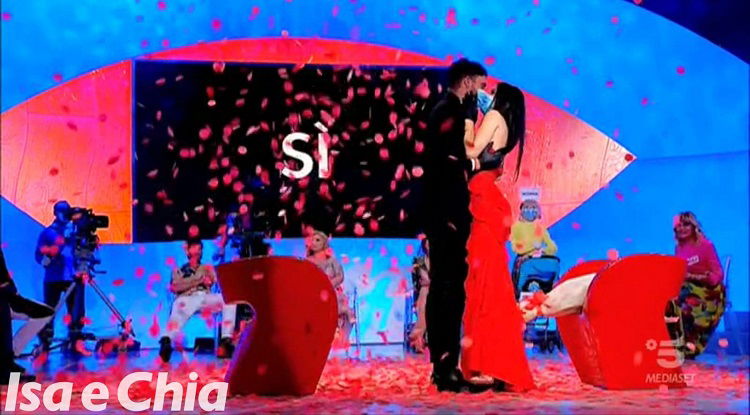 ‘Uomini e Donne’, Giovanna Abate sceglie Sammy Hassan (che la spiazza con una risposta inaspettata) article-post