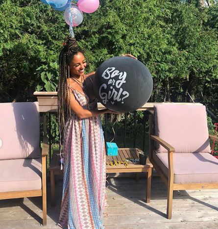 ‘Riverdale’, Vanessa Morgan è in dolce attesa e rivela il sesso del bebè! article-post