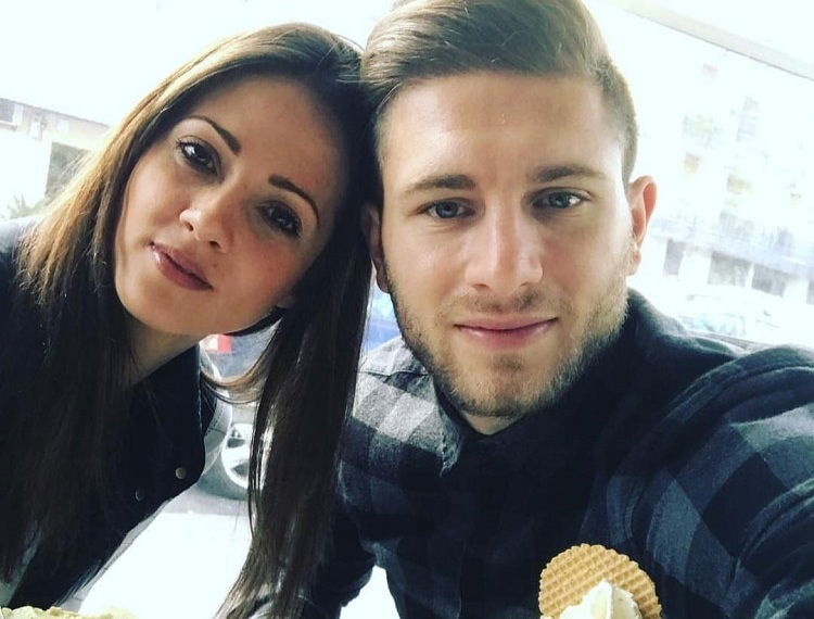 ‘Uomini e Donne’, Teresa Cilia e Salvatore Di Carlo in crisi? La foto che toglie ogni dubbio preview