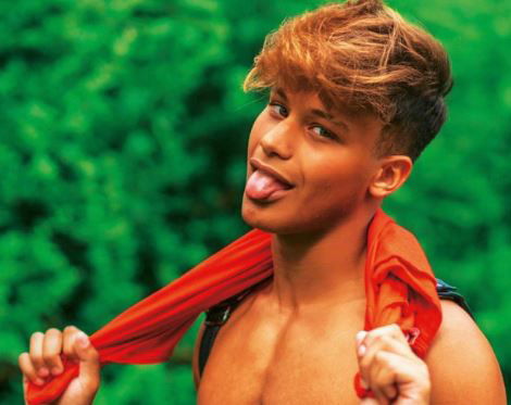 ‘Gf Vip 5’, Denis Dosio è carico: “Entro nella Casa da single in cerca. Nessuna coetanea? Non importa, se dovessi rimanere tre mesi…” preview