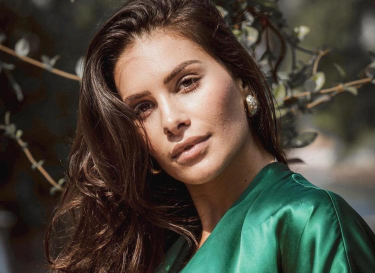 ‘Uomini e Donne’, Ludovica Valli dopo aver annunciato la gravidanza svela se mostrerà il bimbo sui social e qual è stata la reazione delle sorelle Beatrice ed Eleonora (Video) preview