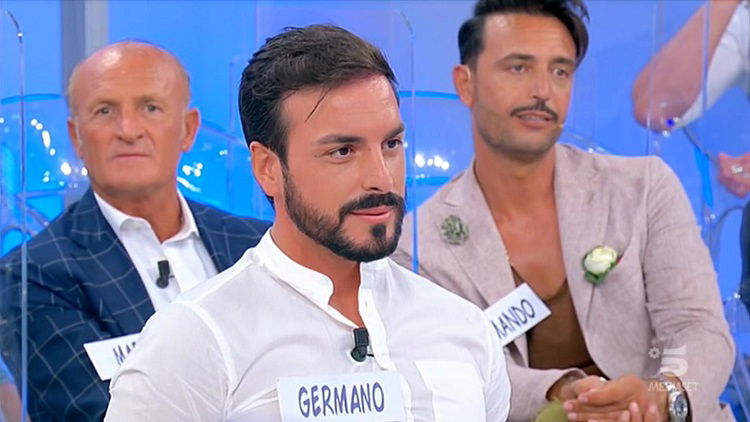 ‘Uomini e Donne’: l’opinione di Chia sulla puntata del 24/09/20 preview