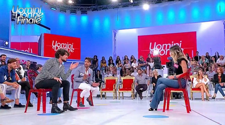 ‘Uomini e Donne’: l’opinione di Isa sulla puntata del 29/09/20 preview