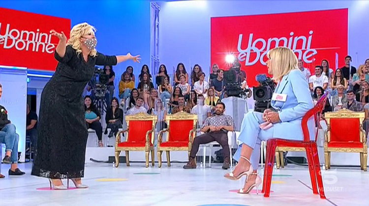 ‘Uomini e Donne’: l’opinione di Chia sulla puntata del 28/09/20 preview