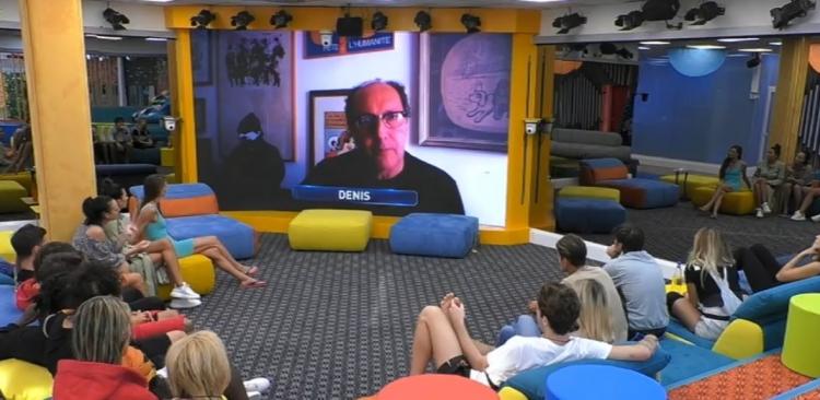 ‘Gf Vip 5’, in Casa arriva un messaggio al vetriolo di Fulvio Abbate che scatena le reazione dei vip e fa storcere il naso perché… preview