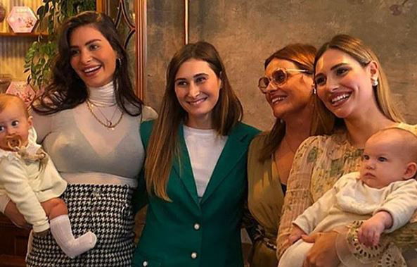 ‘Uomini e Donne’, ancora critiche per Ludovica Valli al battesimo della piccola Azzurra Fantini. Lei sbotta sui social: “Ora basta!” preview