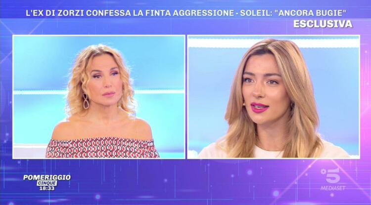 ‘Pomeriggio 5’, Soleil Sorge sbugiarda (ancora) Iconize. Barbara D’Urso basita: “È davvero grave se mi ha preso in giro un’altra volta!” preview