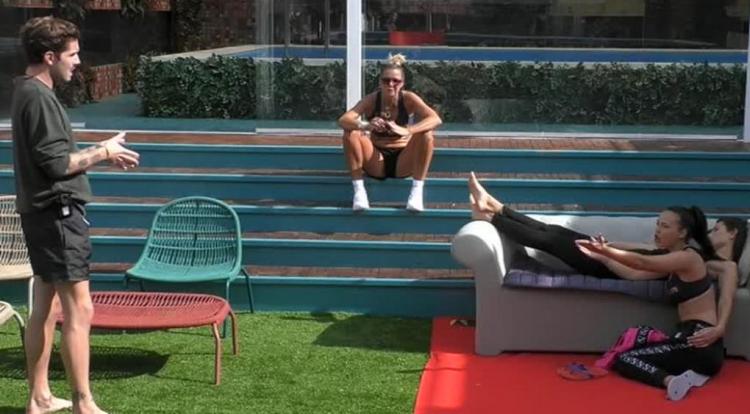 ‘Gf Vip 5’, Adua Del Vesco discute (ancora) con Tommaso Zorzi e ammette di aver detto un’altra bugia! article-post