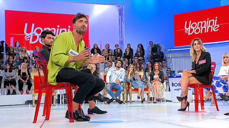 ‘Uomini e Donne’: l’opinione di Chia sulla puntata del 14/10/20 preview