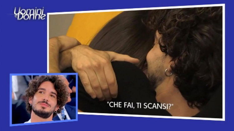 ‘Uomini e Donne’: l’opinione di Isa sulla puntata del 27/10/20 article-post