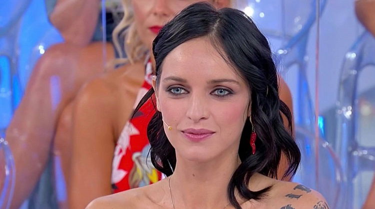 Uomini e Donne, Jessica Antonini si candida ufficialmente per il Gf Vip 7: “Sarebbe uno dei miei desideri più grandi” preview
