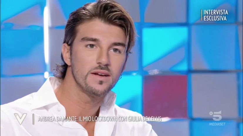 ‘Verissimo’, Andrea Damante ricostruisce passo passo il riavvicinamento con Giulia De Lellis, la crisi e la nuova storia dell’influencer col suo amico Carlo Beretta preview
