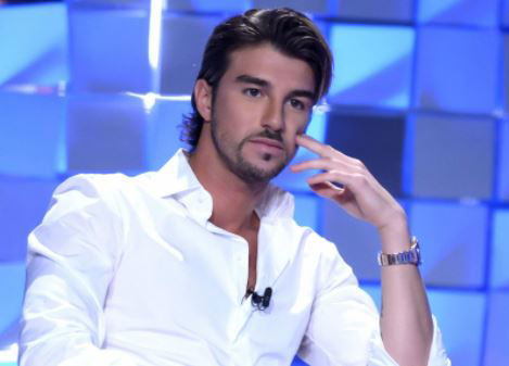 Andrea Damante a ‘Verissimo’: “Ho saputo della nuova frequentazione di Giulia De Lellis dai social, avevo un presentimento ma non lo ammettevo a me stesso” article-post