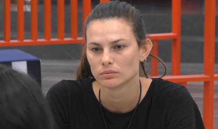 ‘Gf Vip 5’, Dayane Mello parla della sua relazione con Carlo Beretta (attuale fidanzato di Giulia De Lellis) e svela che tra loro è finita a causa di un ex tronista di ‘Uomini e Donne’ article-post