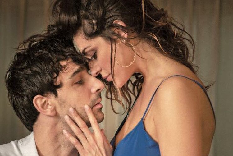 ‘Ballando con le Stelle 15’, Elisa Isoardi e Raimondo Todaro sulla loro possibile love story: “Quasi quasi iniziamo a crederci anche noi”