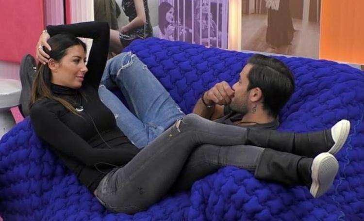 ‘Gf Vip 5’, Pierpaolo Pretelli ad Elisabetta Gregoraci: “Cosa dirai a tuo figlio Nathan di me?”. La replica della showgirl article-post