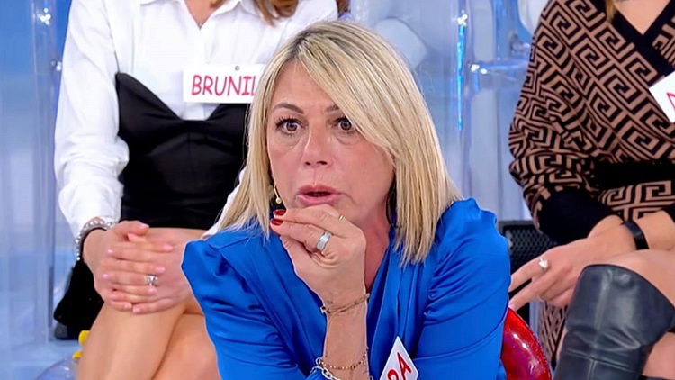 ‘Uomini e Donne’: l’opinione di Isa sulla puntata del 16/11/20 article-post