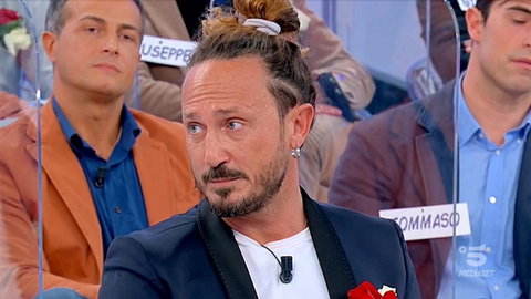 Uomini e Donne, Ruggiero D’Andrea si è fidanzato con una ex dama del Trono over? Ecco chi è lei preview