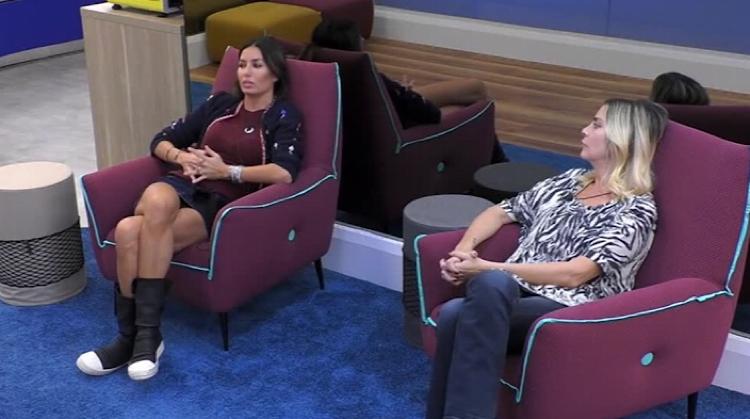 ‘Gf Vip 5’, è spaccatura tra le donne della Casa, Elisabetta Gregoraci sconsolata: “Mi isolano come se avessi la peste!”. Poi svela perché in Sardegna si era irrigidita con Giulia Salemi preview