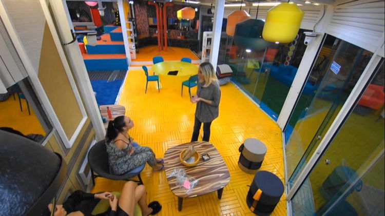 ‘Gf Vip 5’, subito dopo la puntata scatta l’ira di Rosalinda Cannavò contro Stefania Orlando: ecco cosa è successo! (Video) preview