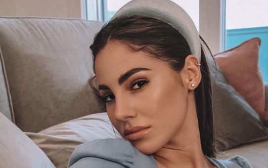 ‘Uomini e Donne’, Giulia De Lellis pubblica le prime foto social col nuovo fidanzato Carlo Beretta! preview