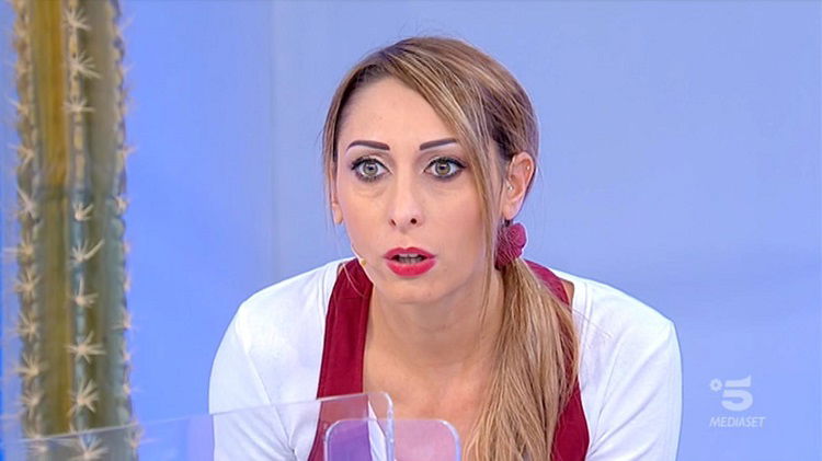 ‘Uomini e Donne’: l’opinione di Chia sulla puntata del 9/12/20 article-post