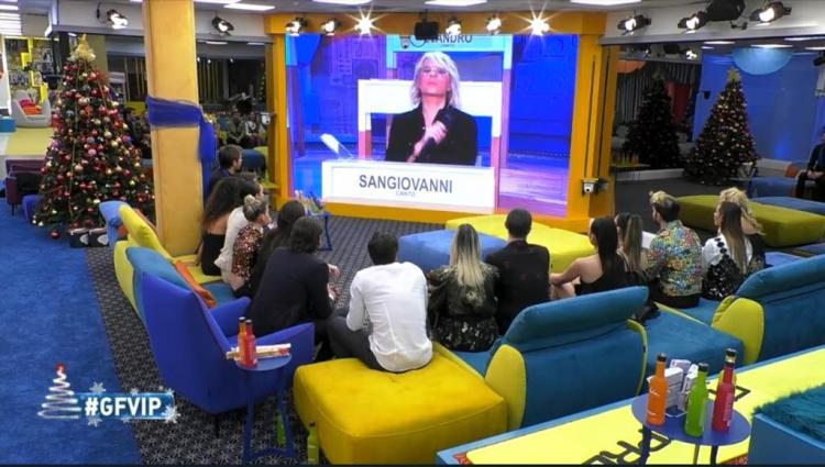 ‘Gf Vip 5’, Maria De Filippi testimone di nozze di Stefania Orlando. E Samantha De Grenet rivela che… article-post